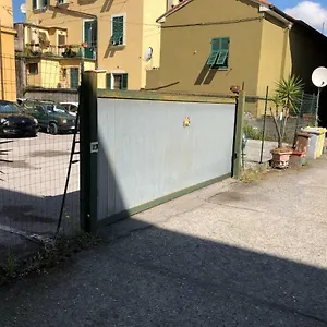 https://la-darsena-la-spezia.hotelitalianriviera.com